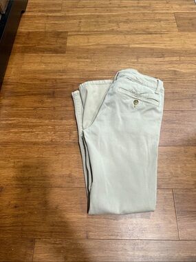 American Eagle Outfitters Women's Straight Leg Pants in Light Beige